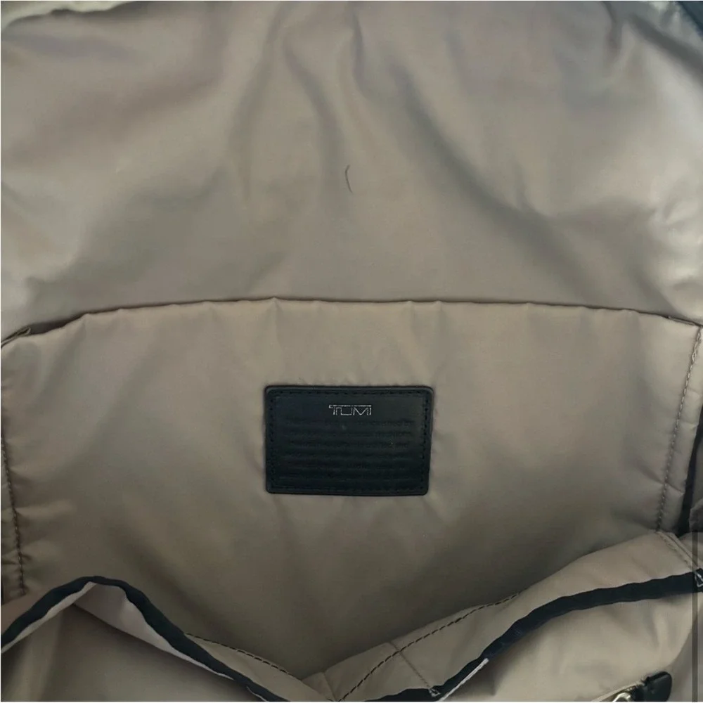 TUMI Voyageur 15